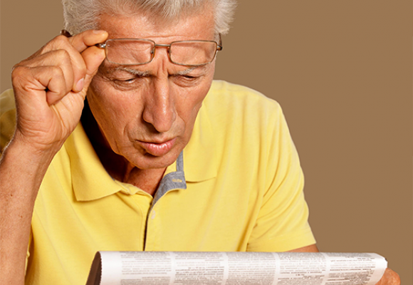 Devo jogar fora meus óculos de leitura? (Avanço no tratamento para Catarata)